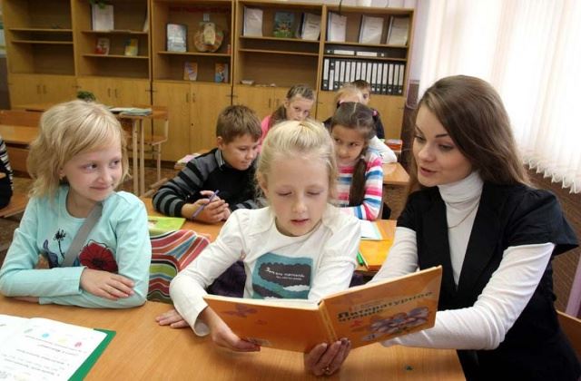 Выпускники девятых классов смогут получать среднее педагогическое образование на базе Костромского госуниверситета